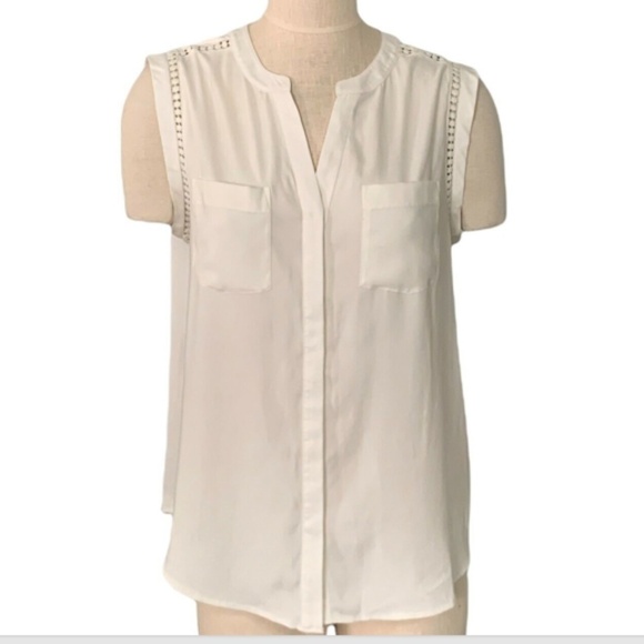 Ann Taylor Off White Sleeveless Button Front Blouse Sz L Crochet Accent #239F - Picture 1 of 7